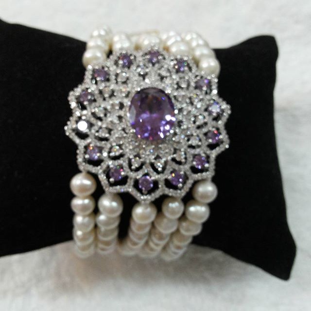Foto: Produk perhiasan mutiara D'PEARL/Dok: indotrading.com