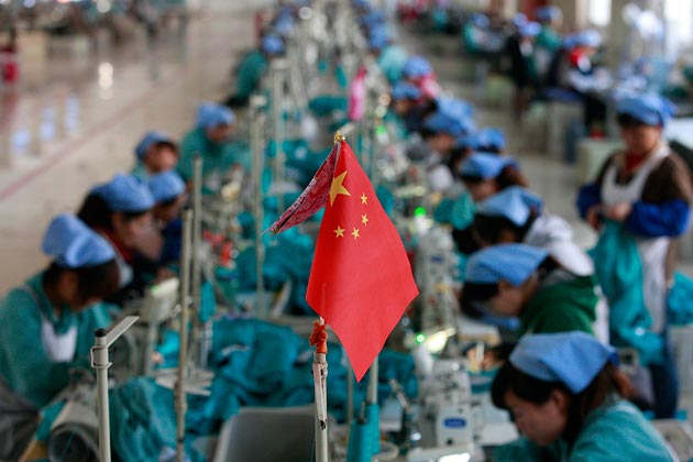 Foto: Para pekerja tekstil di China/Wikipedia 