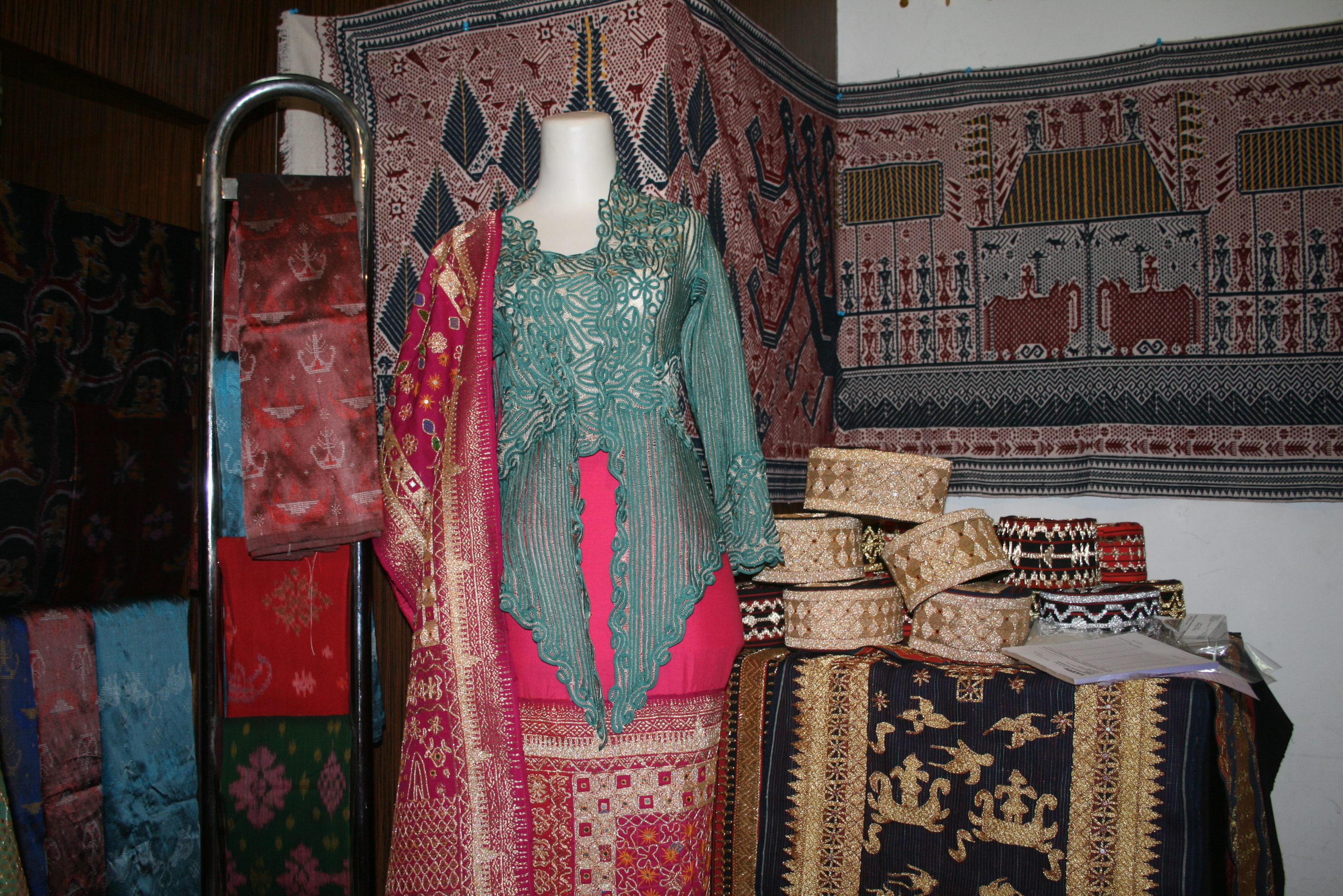 Foto: Produk kain tenun khas Lampung dari Yanti Art & Craft/Dok: indotrading.com