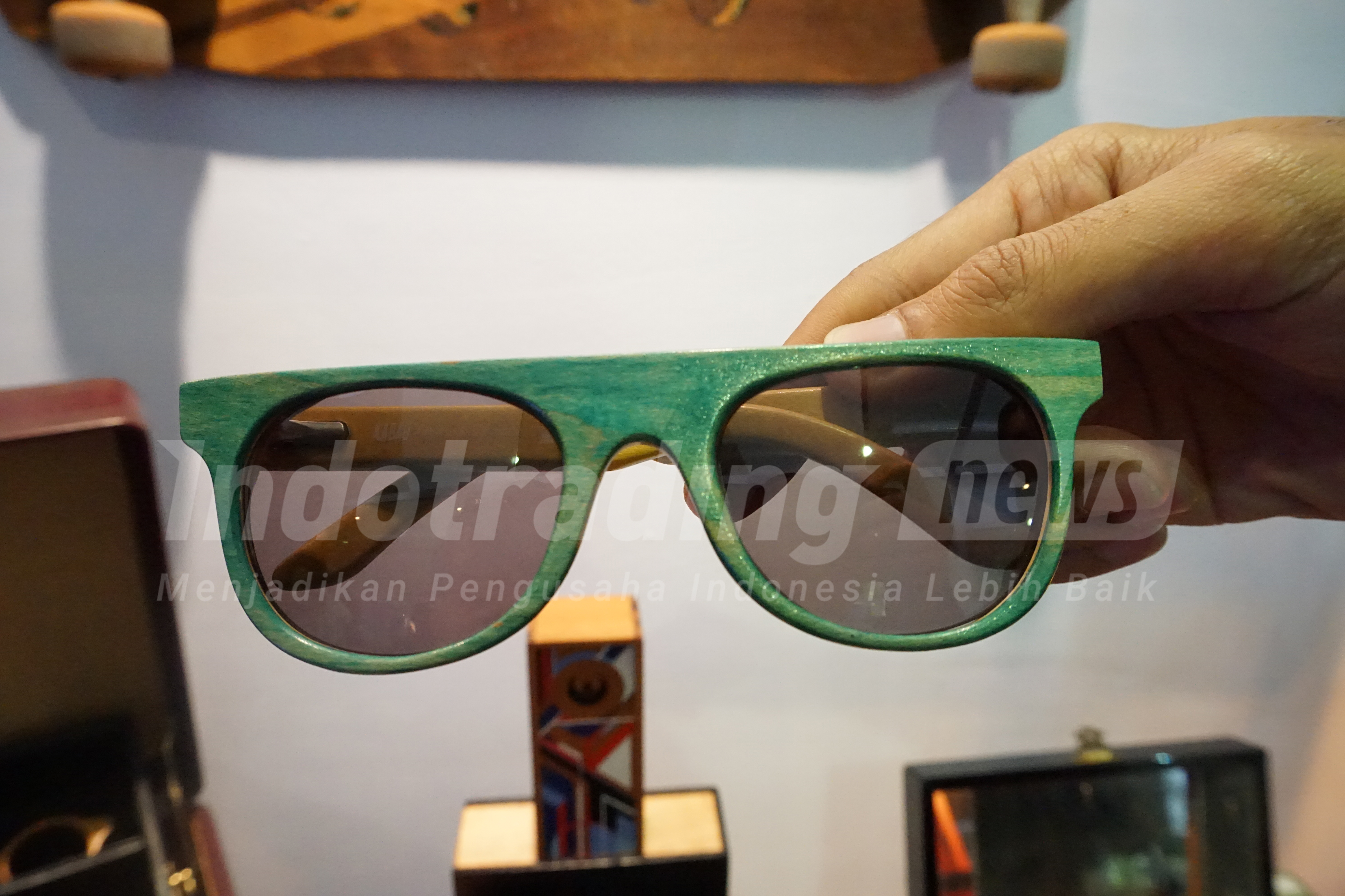 Foto: Salah satu model kacamata dengan brand Kabau/Dok: indotrading.com