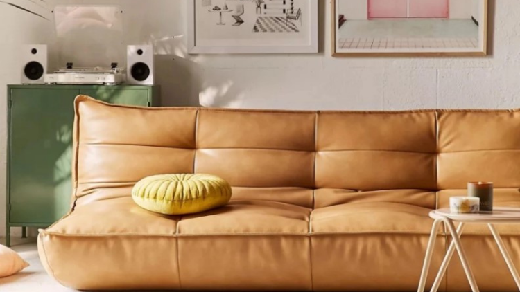 Ingin Membeli Sofa Bed? Perhatikan Hal-Hal Penting Berikut Ini!