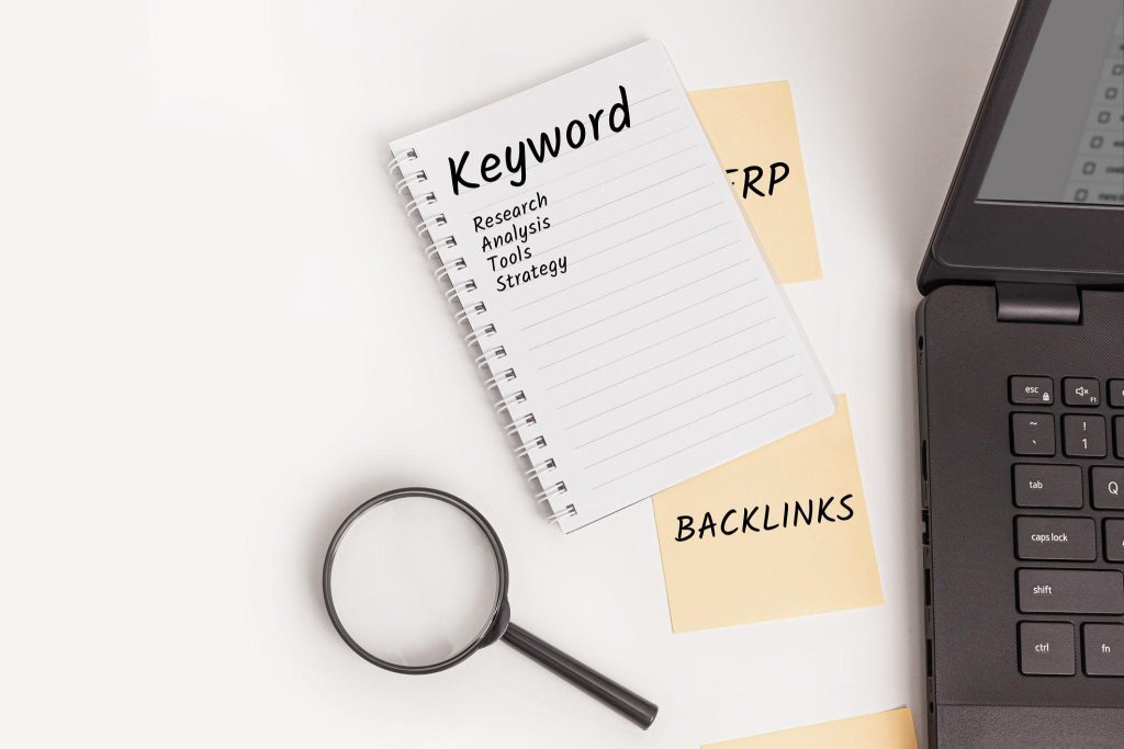 penyusunan daftar keyword.