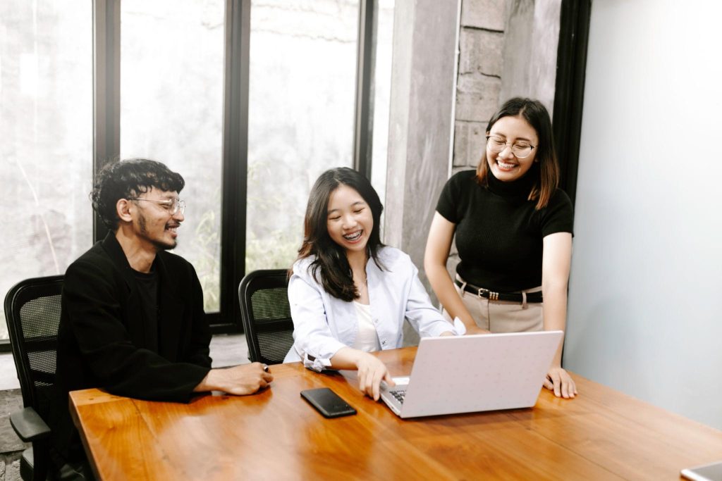 menunjukkan kredibilitas supplier kepada pelanggan.