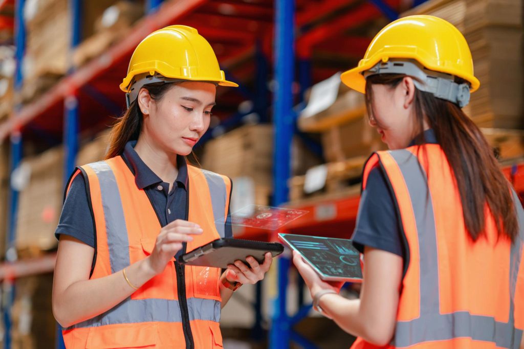 kerja sama dengan supplier untuk pengelolaan stok.