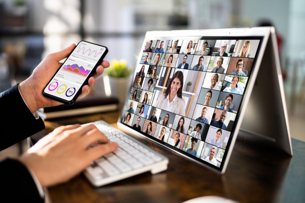 webinar untuk edukasi klien.