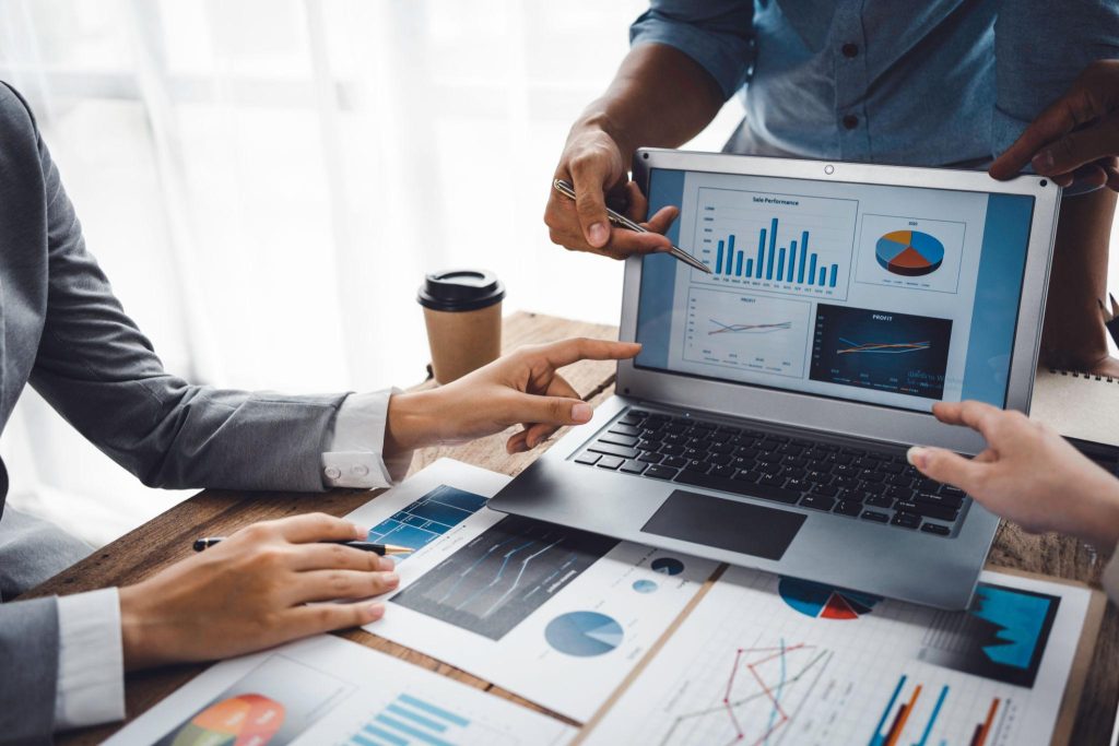 analisis kebutuhan pelanggan B2B.