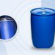 Drum biru plastik HDPE 200 liter dan tumpukan drum di gudang